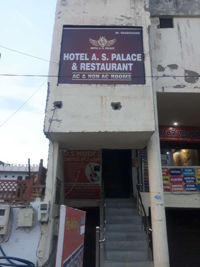 Hotel A S Palace & Restaurant By Wb Inn Агра Екстериор снимка